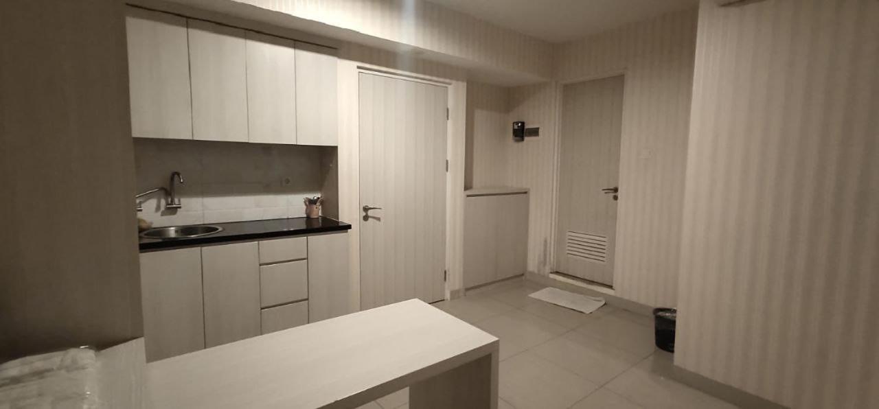 Apartemen Grand Kamala Lagoon Studio By Bonzela Property Bekasi Eksteriør billede